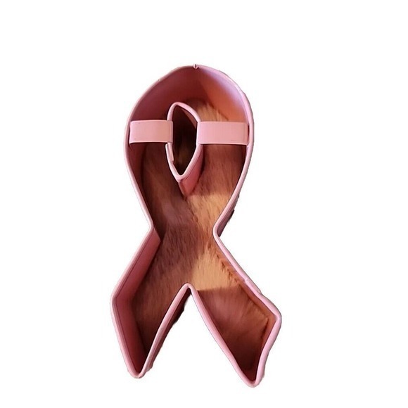 Ribbon‎ Shaped 3.75 Inch Cookie Cutter - Picture 1 of 6